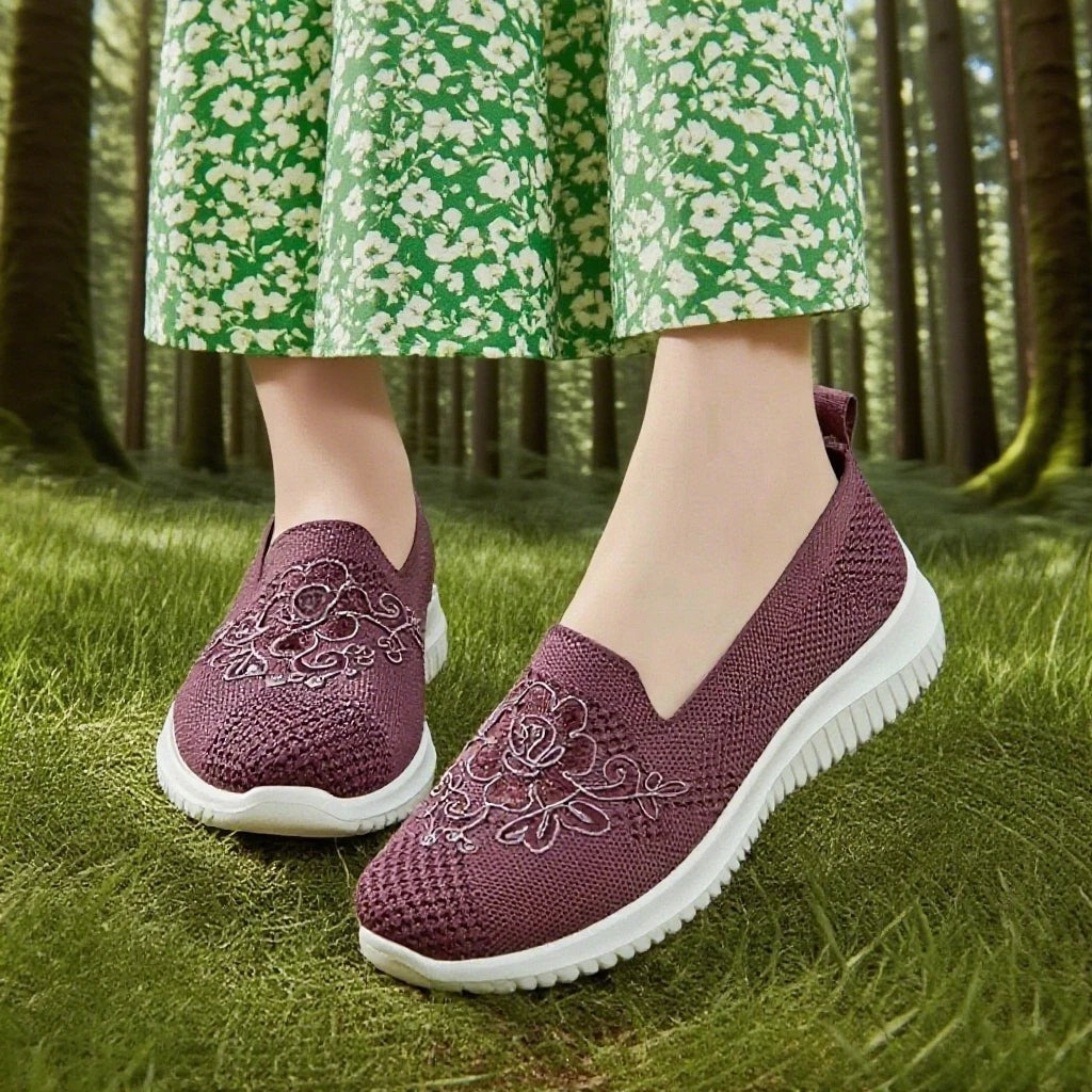 Women'S Exquisite Embroidered Casual Sneakers - Lightweight And Comfortable With Breathable Fabric Upper, Suitable For Outdoor R