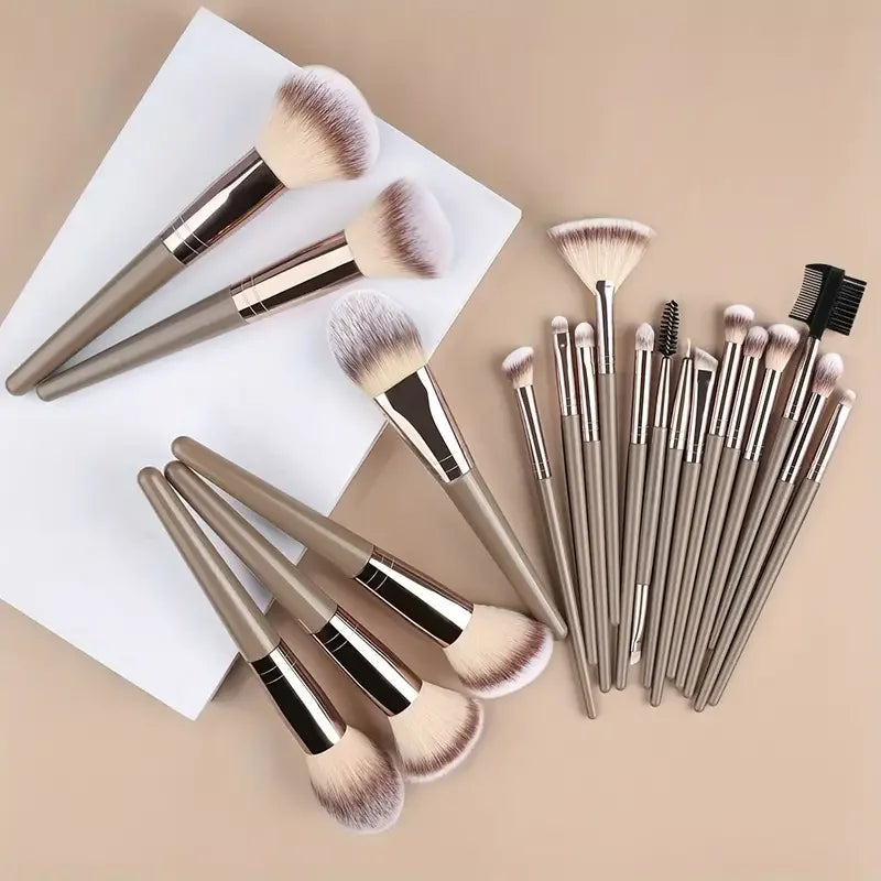 LuxeBlend Pro Makeup Brush Set